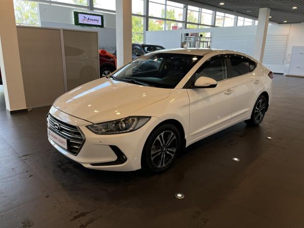 Hyundai Elantra VI (AD) с пробегом 2016 года, цена 1 380 000 рублей, 181650 км, седан, Автокод Объявления