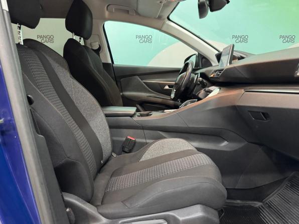 Peugeot 3008 II с пробегом 2020 года, цена 1 800 000 рублей, 130638 км, внедорожник, Автокод Объявления