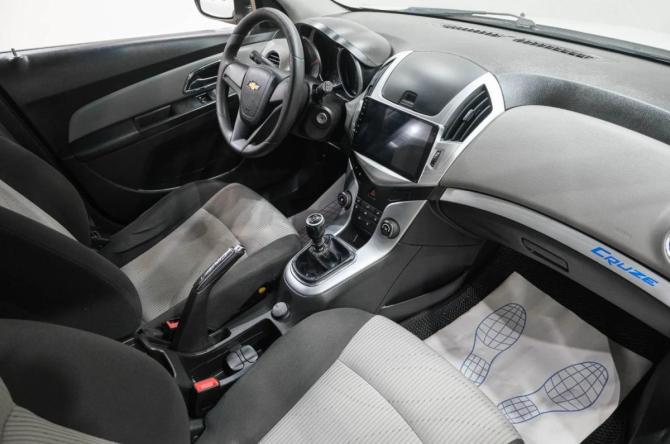Chevrolet Cruze I Рестайлинг с пробегом 2014 года, цена 679 000 рублей, 180000 км, хэтчбек, Автокод Объявления