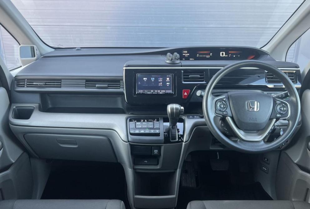 Honda Stepwgn V Рестайлинг Красноярск  - изображение 15