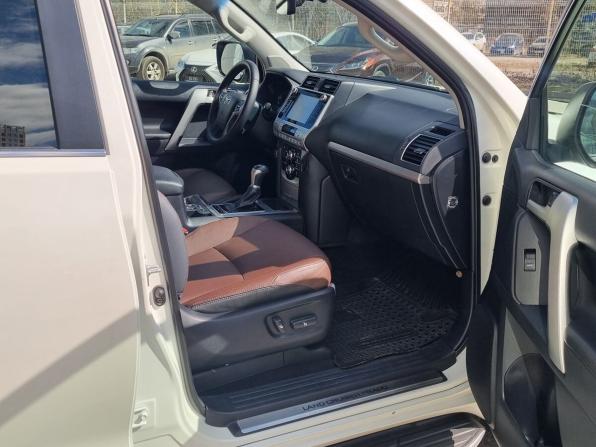 Toyota Land Cruiser Prado 150 Series Рестайлинг 2 с пробегом 2018 года, цена 5 190 000 рублей, 172266 км, внедорожник, Автокод Объявления