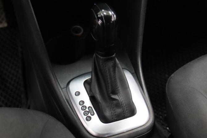 Volkswagen Polo V Рестайлинг с пробегом 2015 года, цена 935 170 рублей, 161324 км, седан, Автокод Объявления