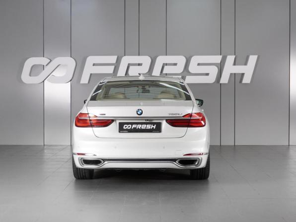 BMW 7 серии VI (G11/G12) с пробегом 2015 года, цена 3 329 000 рублей, 131521 км, седан, Автокод Объявления