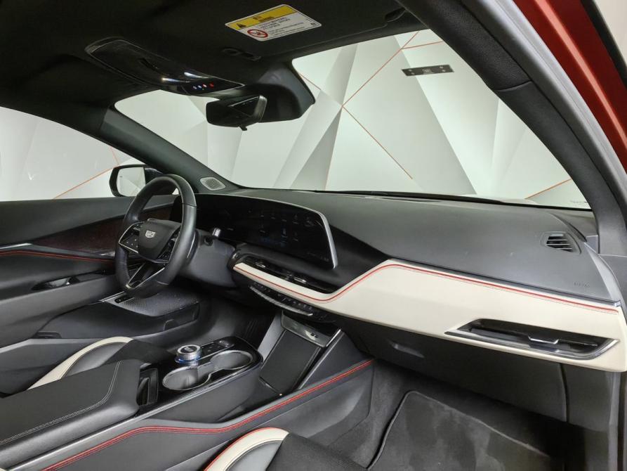 Cadillac GT4 Москва  - изображение 12