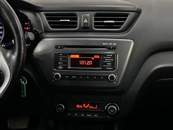 Kia Rio III Рестайлинг с пробегом 2015 года, цена 949 000 рублей, 188449 км, седан, Автокод Объявления
