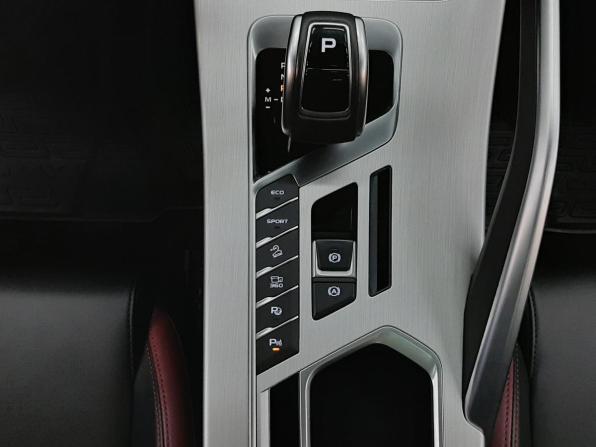 Geely Coolray I с пробегом 2022 года, цена 1 750 000 рублей, 53971 км, внедорожник, Автокод Объявления