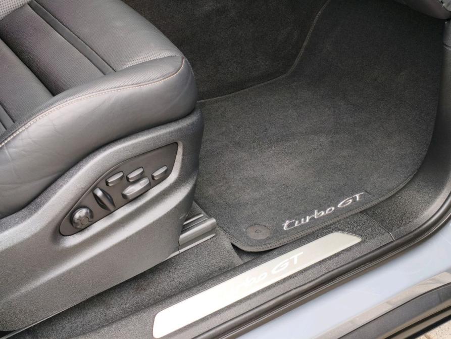 Porsche Cayenne III Рестайлинг Санкт-Петербург  - изображение 17