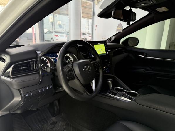 Toyota Camry VIII (XV70) Рестайлинг с пробегом 2021 года, цена 2 900 000 рублей, 95733 км, седан, Автокод Объявления