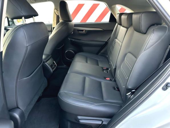 Lexus NX I с пробегом 2015 года, цена 3 190 000 рублей, 59300 км, внедорожник, Автокод Объявления
