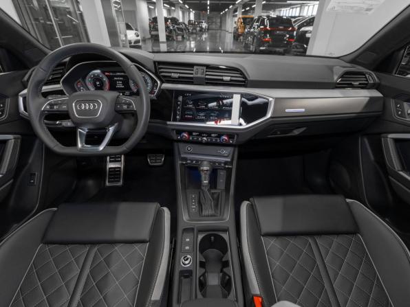 Audi Q3 II (F3) с пробегом 2025 года, цена 4 990 000 рублей, 17 км, внедорожник, Автокод Объявления