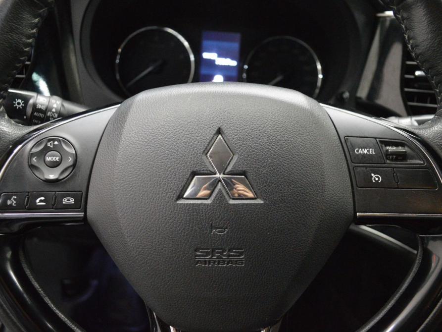 Mitsubishi Outlander III Рестайлинг 3 Санкт-Петербург  - изображение 15