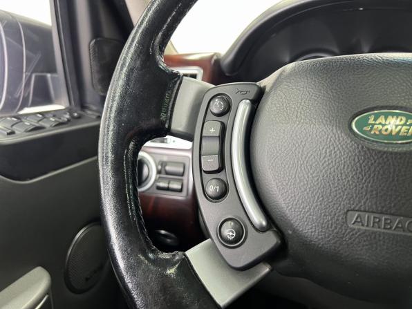 Land Rover Range Rover III Рестайлинг с пробегом 2005 года, цена 979 000 рублей, 301089 км, внедорожник, Автокод Объявления
