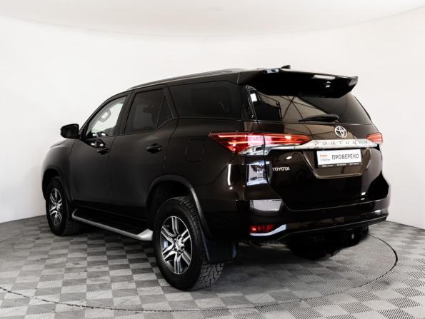Toyota Fortuner II с пробегом 2018 года, цена 3 675 000 рублей, 93967 км, внедорожник, Автокод Объявления