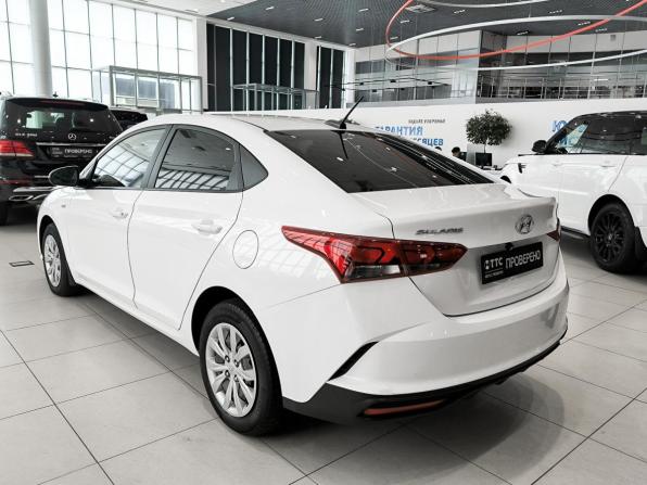 Hyundai Solaris II Рестайлинг с пробегом 2021 года, цена 1 650 000 рублей, 96835 км, седан, Автокод Объявления