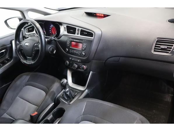 Kia Ceed II с пробегом 2013 года, цена 749 000 рублей, 209826 км, универсал, Автокод Объявления
