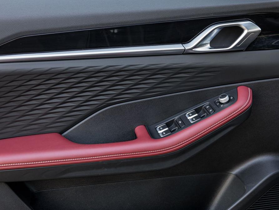 Geely Coolray I Рестайлинг Казань  - изображение 14