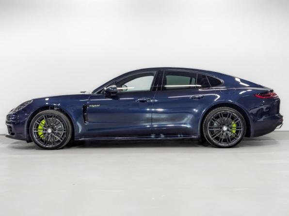 Porsche Panamera II с пробегом 2017 года, цена 5 990 000 рублей, 109000 км, лифтбек, Автокод Объявления