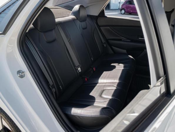 Hyundai Elantra VII (CN7) с пробегом 2022 года, цена 1 850 000 рублей, 86787 км, седан, Автокод Объявления