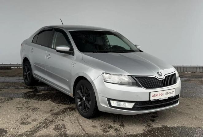 Skoda Rapid I с пробегом 2016 года, цена 1 045 000 рублей, 152292 км, лифтбек, Автокод Объявления