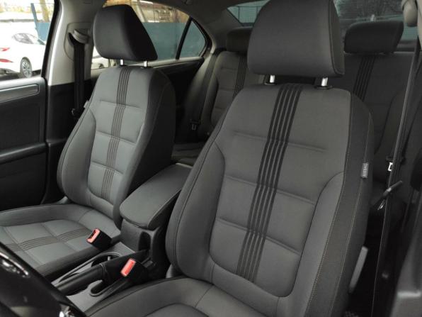 Volkswagen Jetta VI Рестайлинг с пробегом 2016 года, цена 1 249 000 рублей, 135059 км, седан, Автокод Объявления