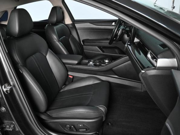 Kia K5 III с пробегом 2020 года, цена 2 349 000 рублей, 131292 км, седан, Автокод Объявления