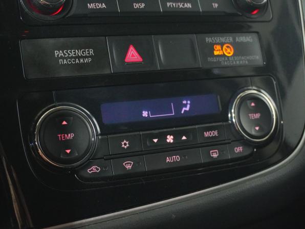 Mitsubishi Outlander III с пробегом 2012 года, цена 1 217 000 рублей, 153036 км, внедорожник, Автокод Объявления