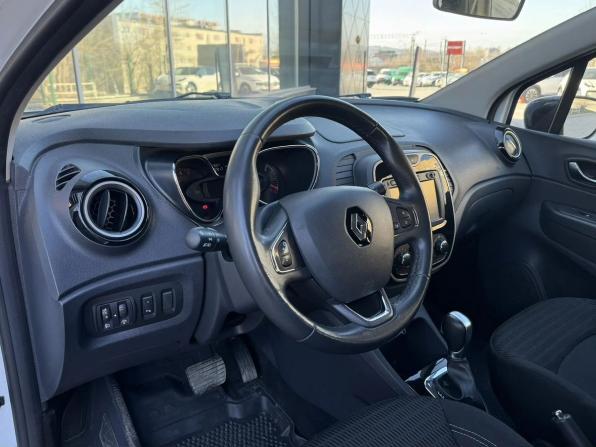 Renault Kaptur I с пробегом 2017 года, цена 1 155 000 рублей, 127607 км, внедорожник, Автокод Объявления