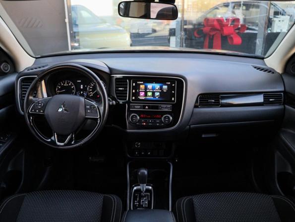 Mitsubishi Outlander III Рестайлинг 3 с пробегом 2018 года, цена 1 860 000 рублей, 142839 км, внедорожник, Автокод Объявления