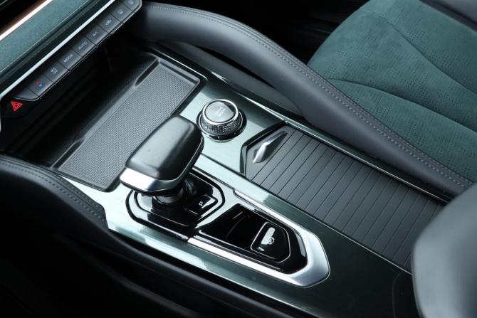 Geely Monjaro I с пробегом 2023 года, цена 2 699 000 рублей, 79843 км, внедорожник, Автокод Объявления