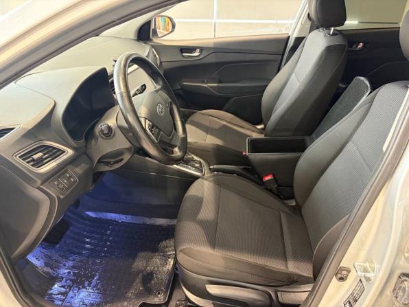 Hyundai Solaris II с пробегом 2019 года, цена 1 409 000 рублей, 90000 км, седан, Автокод Объявления