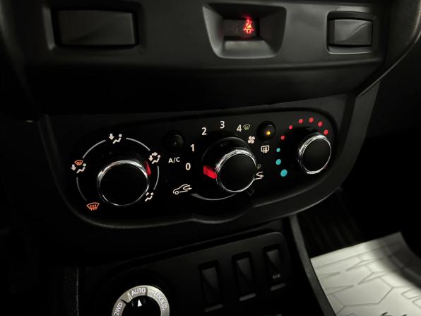 Renault Duster I Рестайлинг с пробегом 2016 года, цена 1 575 000 рублей, 54562 км, внедорожник, Автокод Объявления