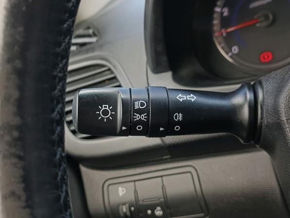 Hyundai Solaris I Рестайлинг с пробегом 2014 года, цена 795 000 рублей, 105175 км, седан, Автокод Объявления