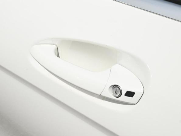Mercedes-Benz C-Класс III (W204) Рестайлинг с пробегом 2013 года, цена 1 530 000 рублей, 150083 км, седан, Автокод Объявления