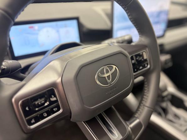 Toyota RAV4 VI (XA60) с пробегом 2026 года, цена 4 499 000 рублей, 69 км, внедорожник, Автокод Объявления