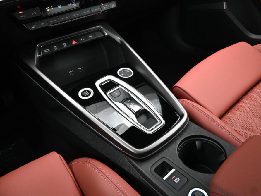 Audi A3 IV (8Y) Рестайлинг Новороссийск  - изображение 27