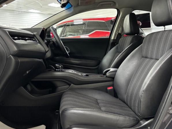 Honda Vezel I с пробегом 2014 года, цена 1 349 000 рублей, 155000 км, внедорожник, Автокод Объявления