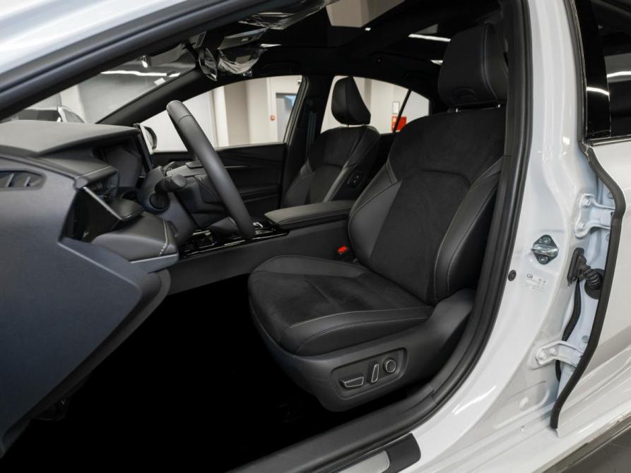 Toyota Camry IX (XV80) China Market Москва  - изображение 9