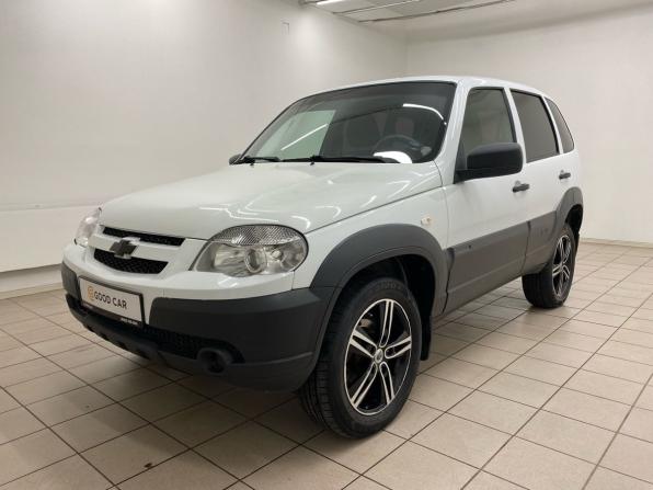 Chevrolet Niva I Рестайлинг с пробегом 2018 года, цена 735 000 рублей, 96630 км, внедорожник, Автокод Объявления