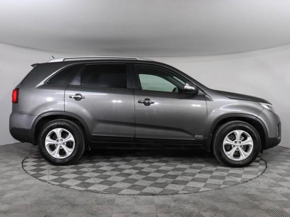 Kia Sorento II Рестайлинг с пробегом 2017 года, цена 2 247 000 рублей, 87595 км, внедорожник, Автокод Объявления