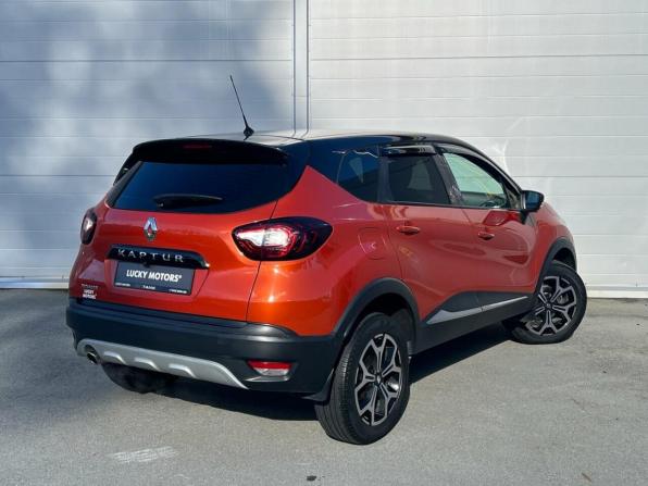 Renault Kaptur I с пробегом 2017 года, цена 1 395 000 рублей, 57000 км, внедорожник, Автокод Объявления