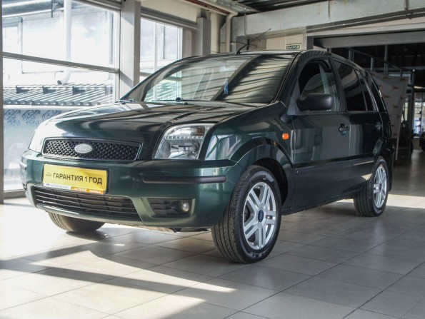 Ford Fusion I с пробегом 2005 года, цена 355 000 рублей, 234000 км, хэтчбек, Автокод Объявления