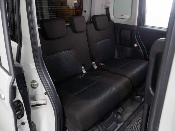 Toyota Roomy I Рестайлинг с пробегом 2022 года, цена 1 220 000 рублей, 126862 км, микровэн, Автокод Объявления