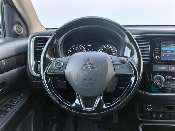 Mitsubishi Outlander III Рестайлинг 2 с пробегом 2017 года, цена 1 650 000 рублей, 170650 км, внедорожник, Автокод Объявления