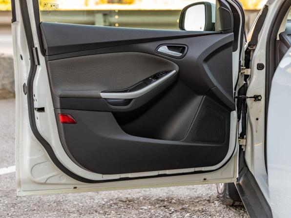 Ford Focus III с пробегом 2015 года, цена 1 028 000 рублей, 57000 км, седан, Автокод Объявления