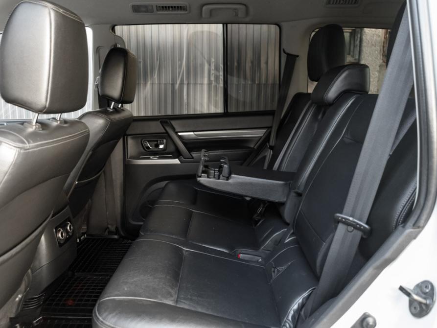 Mitsubishi Pajero IV Рестайлинг 2 Екатеринбург  - изображение 24