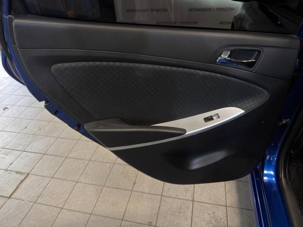 Hyundai Solaris I с пробегом 2011 года, цена 699 000 рублей, 216407 км, хэтчбек, Автокод Объявления