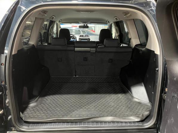 Toyota Land Cruiser Prado 150 Series Рестайлинг 1 с пробегом 2014 года, цена 3 330 000 рублей, 220450 км, внедорожник, Автокод Объявления