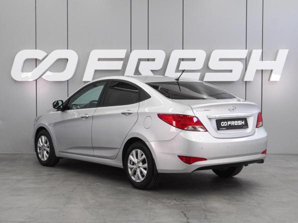 Hyundai Solaris I Рестайлинг с пробегом 2016 года, цена 999 000 рублей, 151396 км, седан, Автокод Объявления