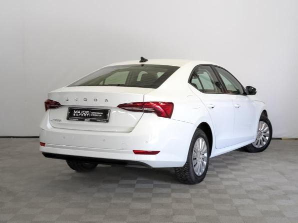 Skoda Octavia IV (A8) с пробегом 2021 года, цена 2 345 000 рублей, 52991 км, лифтбек, Автокод Объявления