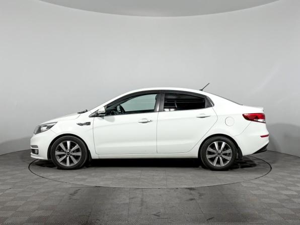 Kia Rio III Рестайлинг с пробегом 2016 года, цена 900 000 рублей, 211754 км, седан, Автокод Объявления